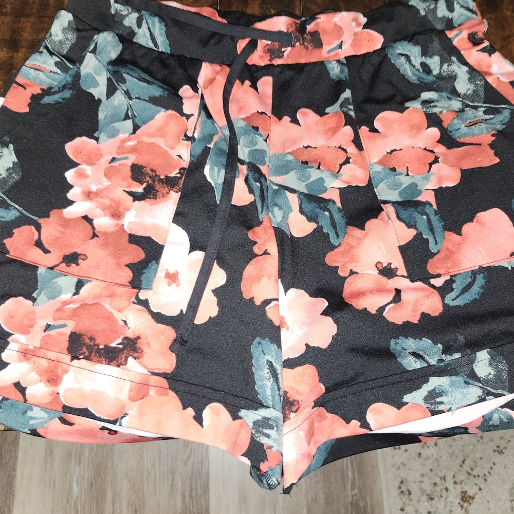 LuLaRoe JESSICA High Waist Floral Shorts - Black, Coral, and Green